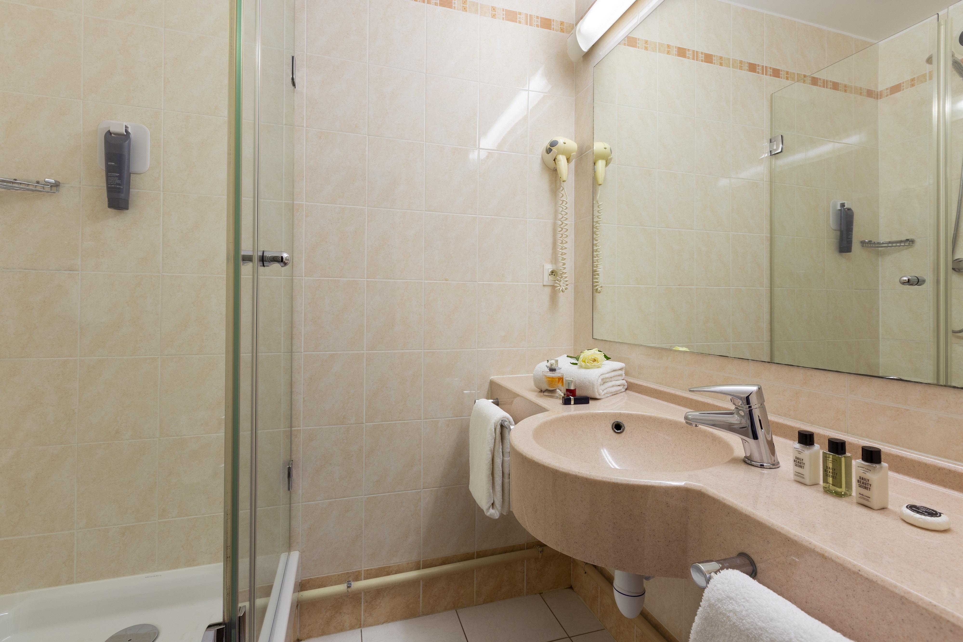 B&B Hotel Amneville-Les-Thermes ภายนอก รูปภาพ